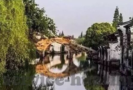 足球图文比分-足球狂欢夜，图文比分背后的激情与故事